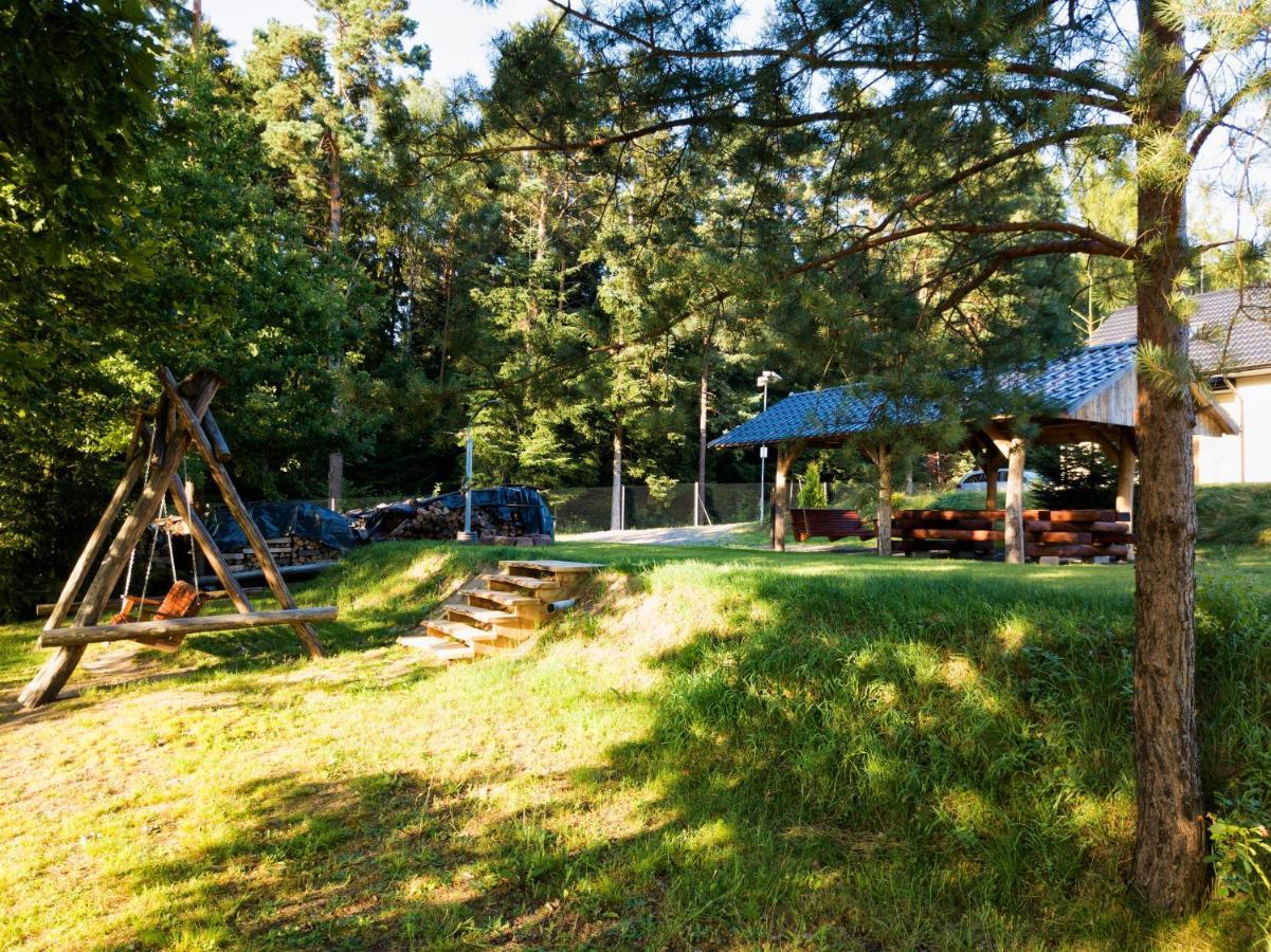 Lesny Dworek Snochowice Exterior foto